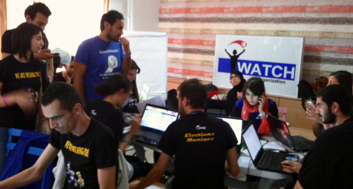I Watch Trains Tunisian Election Observers Online